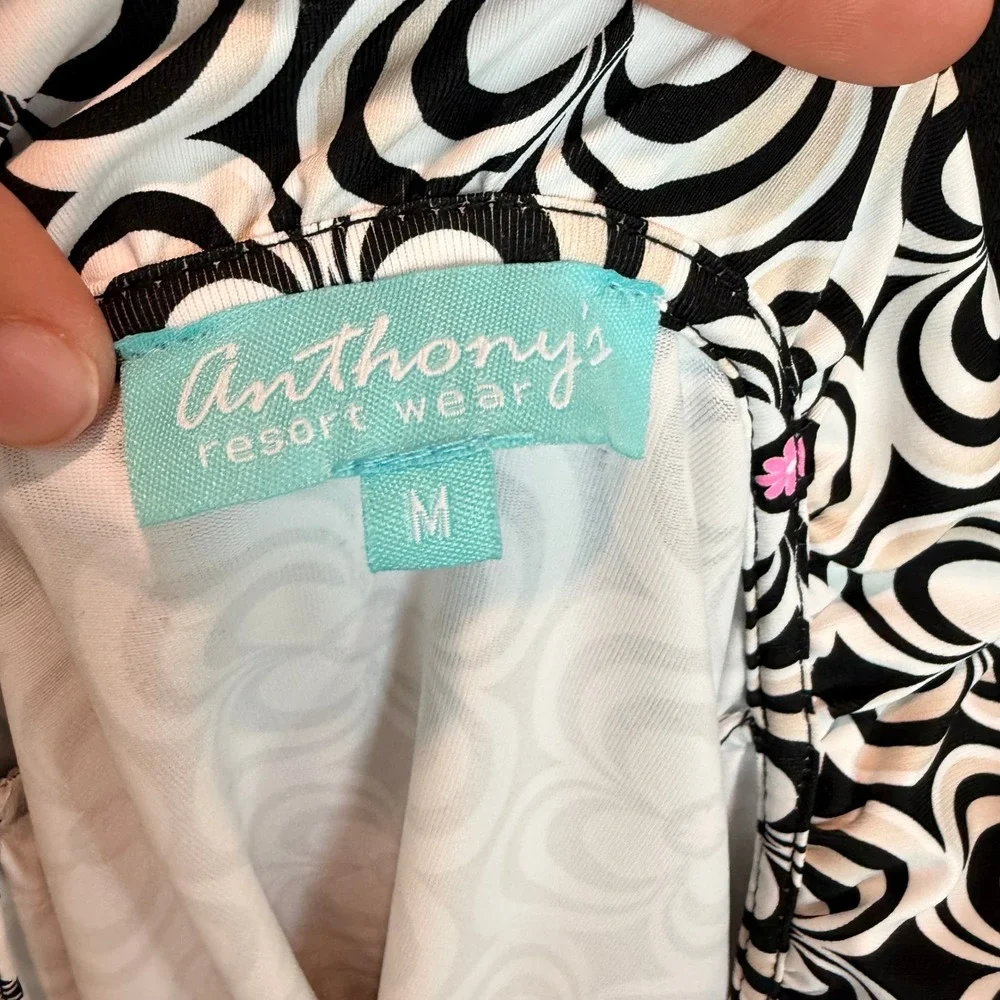 Anthony's Resort Wear Womens Medium Sleeveless Ruffle Neck Floral Geometric Top